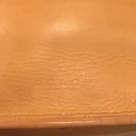 VINTAGE COACH Tribeca Camel Glove Tanned Leather Bleeker Duffle Shoulder Bag - Picture 15 of 17